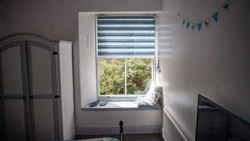 1 Schlafzimmer, BĂŒgeleisen/BĂŒgelbrett, kostenloses WLAN, BettwĂ€sche