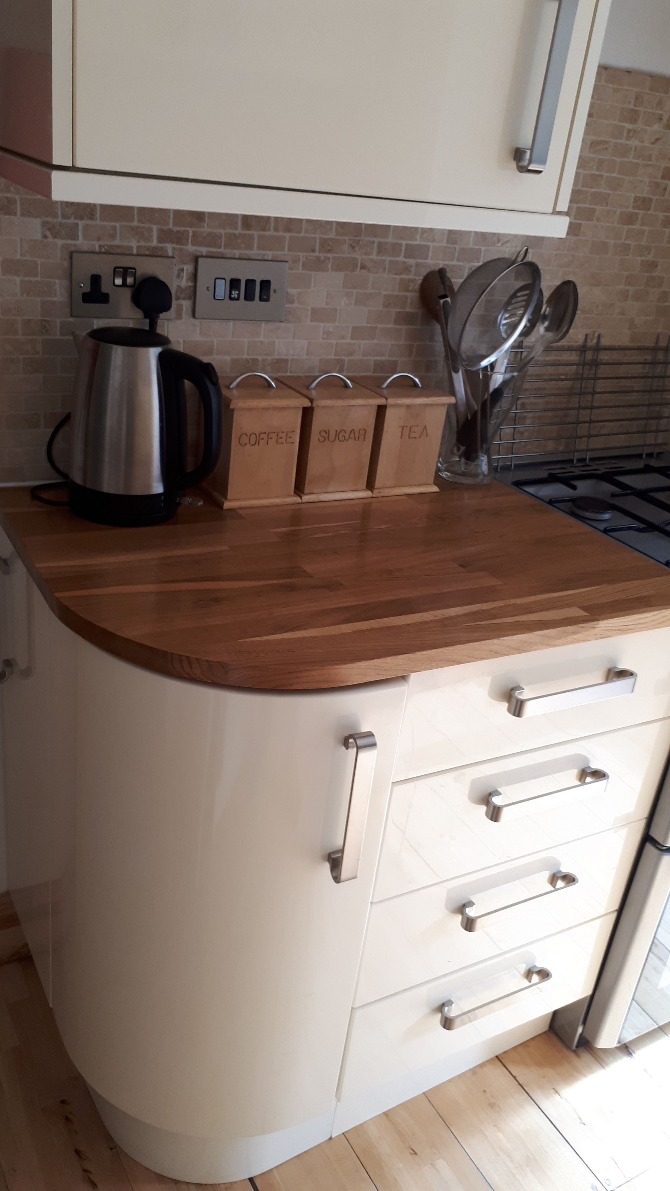 House | Private kitchen | Fridge, microwave, oven, stovetop