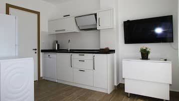 Classic Apartment, 1 Double Bed with Sofa bed, Sea View | Private kitchen | Full-sized fridge, stovetop, dishwasher, coffee/tea maker