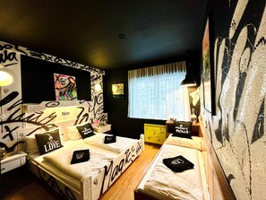 Padre | In-room safe, blackout curtains, soundproofing, iron/ironing board