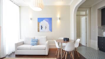 Market 3A | Living area | Flat-screen TV