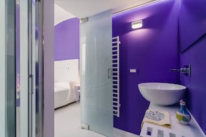 Deluxe Double or Twin Room | Individually decorated, individually furnished, desk, blackout drapes - Ravello In (Ravello)