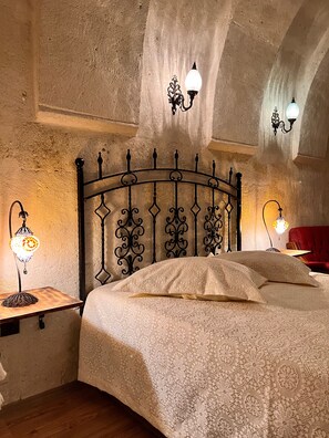 Superior Double Room | Laptop workspace, free cribs/infant beds, free WiFi, bed sheets - Grape Village House (Ürgüp)