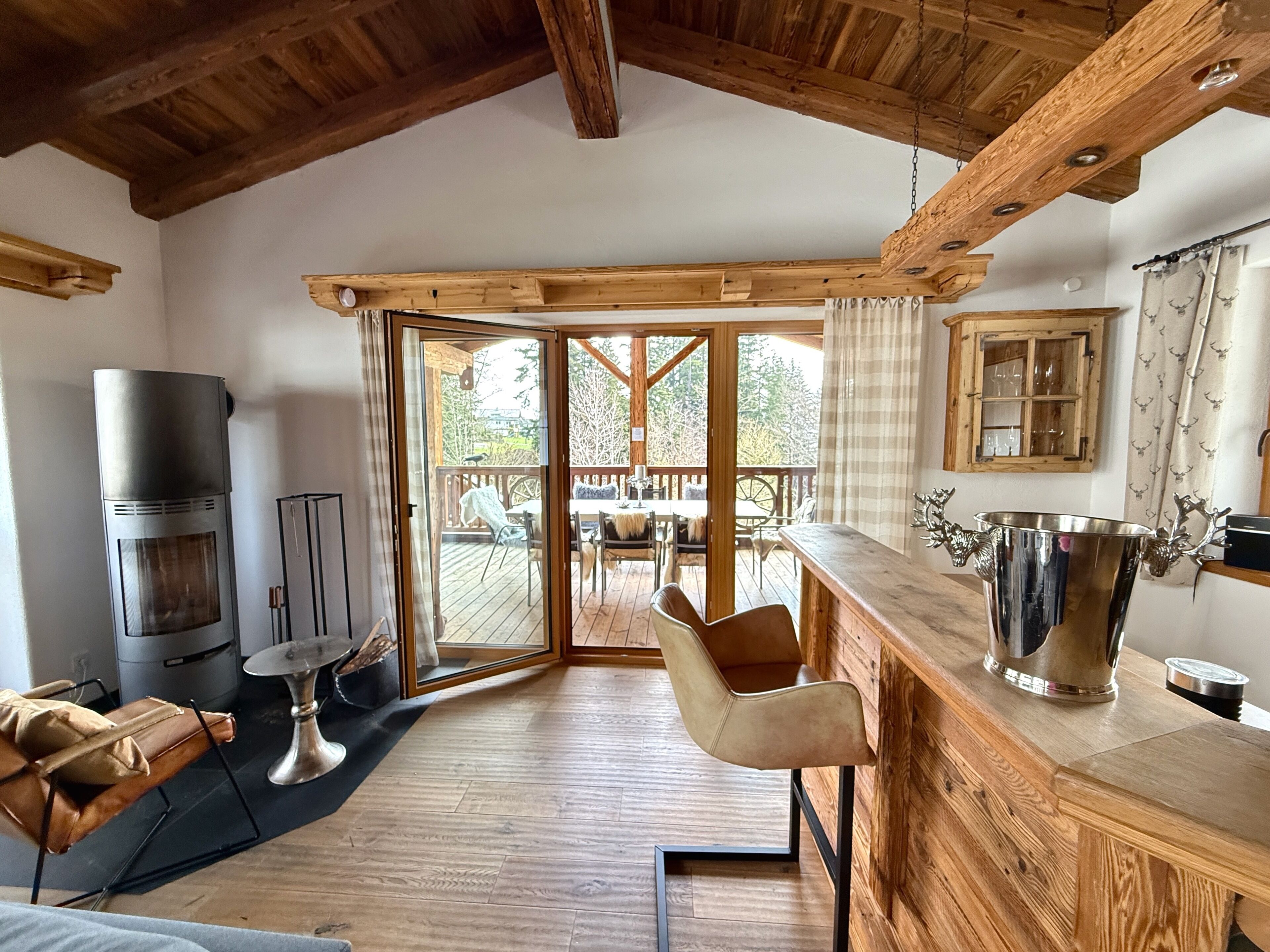 Chalet Superior, Beberapa Tempat Tidur | Area keluarga | TV layar datar