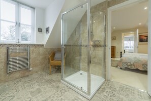 Haartrockner, Handtücher