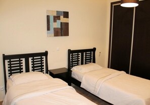 2 bedrooms