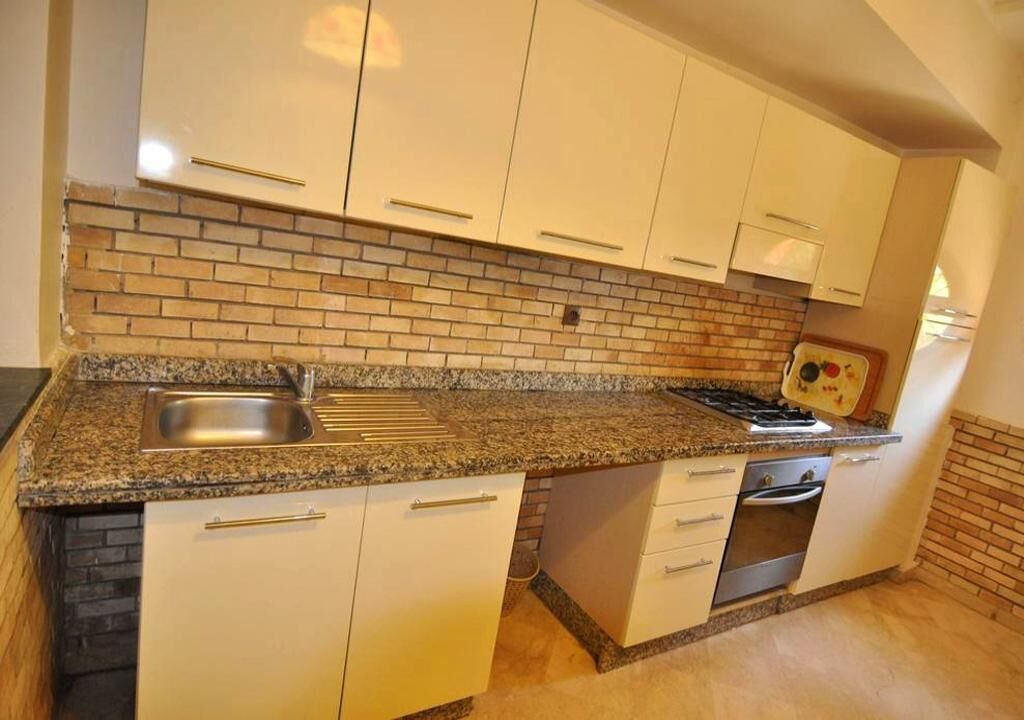 冰箱、烤箱、炉灶、厨具/餐具