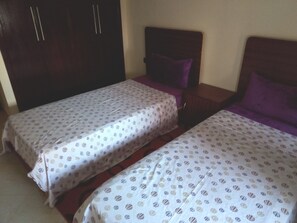 2 Schlafzimmer, Bettwäsche