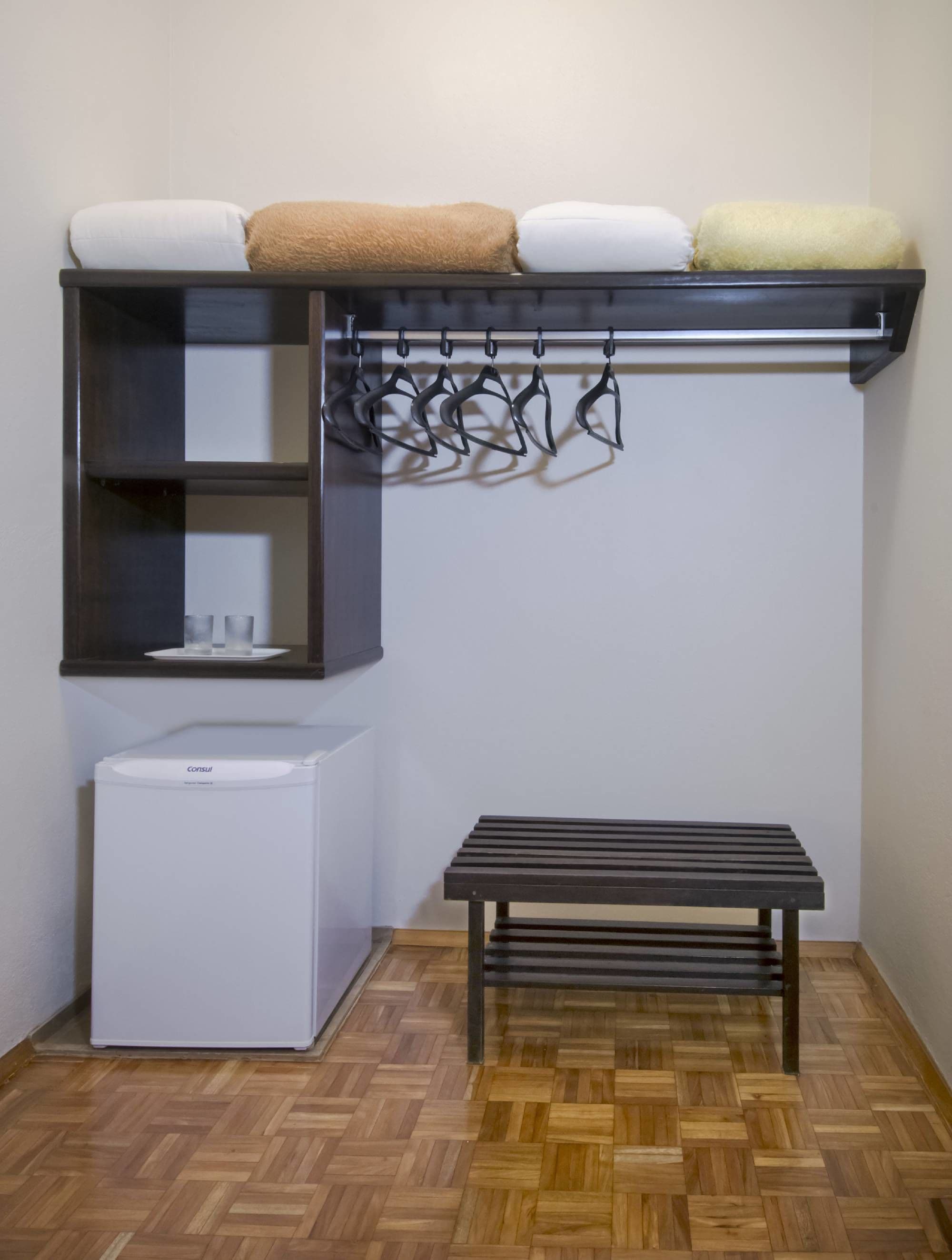 traditional room | 1 bedroom, desk, iron/ironing board, free wifi