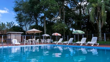 Piscina all'aperto