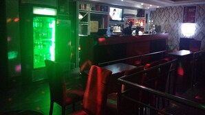 Bar (on property) - Pulville Boulevard (Lagos)