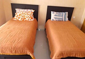 2 bedrooms, bed sheets