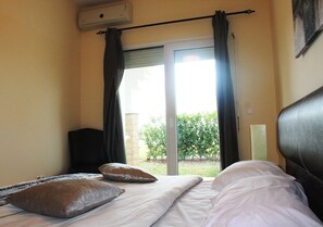 2 bedrooms