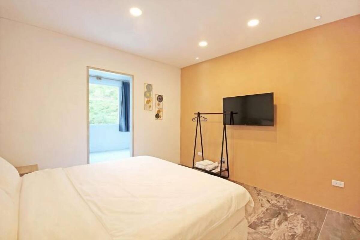 Blackout curtains, bed sheets