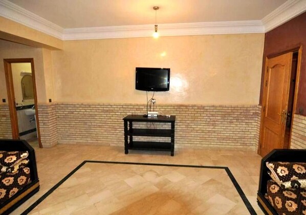 2 soveværelser, internetforbindelse