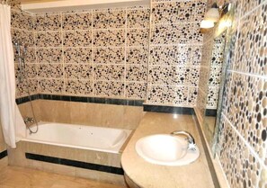 Badewanne, Bidet