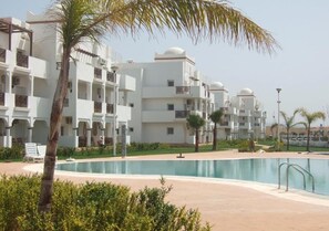 Pool - The Greens Residence 3635 (SAIDIA)