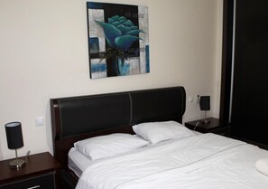 2 bedrooms