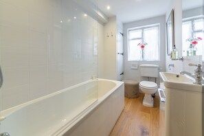 Cottage, 2 Bedrooms | Bathroom - Fenwick Cottage (Colchester)