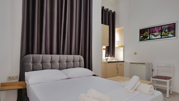 Comfort Studio - Apartments and Rooms Armanda (Sarandë)