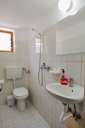 Bathroom - Apartments and Rooms Armanda (Sarandë)
