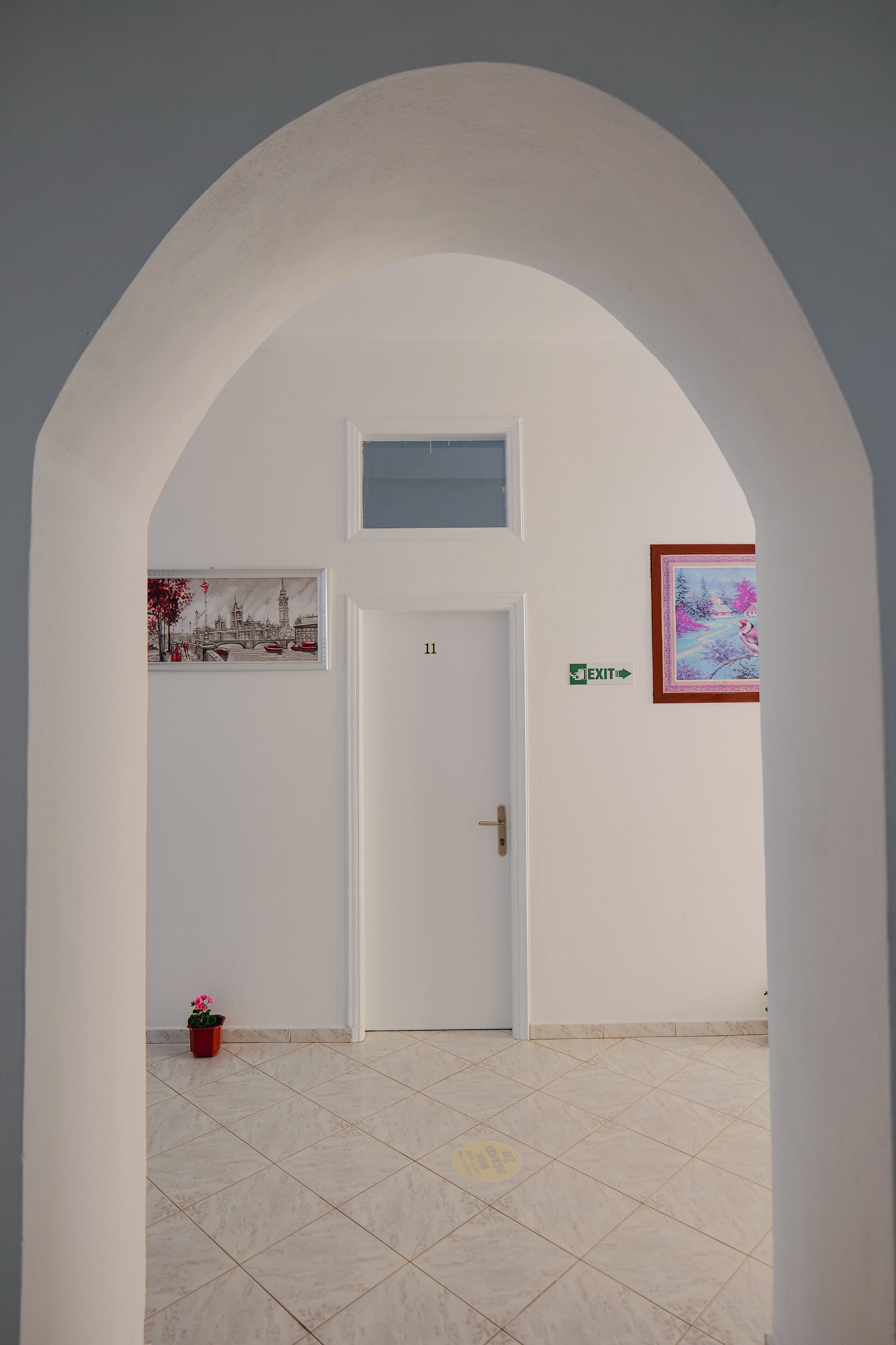 TV 32-inch có truyền hình cáp 