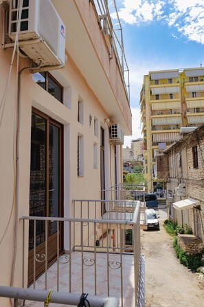 Balcony - Apartments and Rooms Armanda (Sarandë)