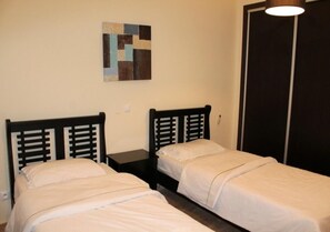 2 عدّة غرف نوم