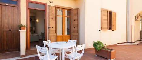 Apartment, 2 Bedrooms, Patio | Terrace/patio