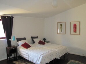 Twin Room | Individually decorated, individually furnished, desk, blackout curtains - La Giraudasse (Soulatge)