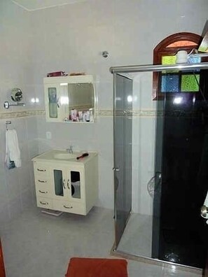 Bruser, håndklæder, Sæbe, Toiletpapir