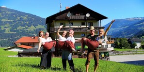 Reception - Pension Gemshorn (Hainzenberg)