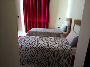 2 Schlafzimmer, Bettwäsche