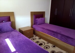2 bedrooms, bed sheets
