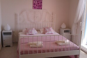 3 bedrooms, in-room safe, travel cot, Internet - Beautiful see view villa with infinity pool (Pelekas)