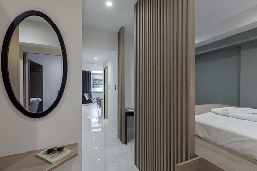 Philosofia Athens Suites