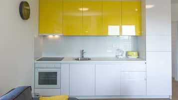 Réfrigérateur, four, plaque de cuisson, lave-vaisselle