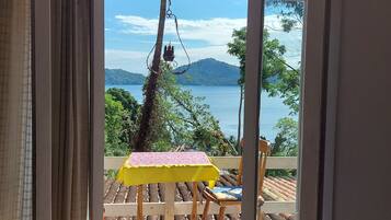 Kamar Standar, 1 Tempat Tidur Double, pemandangan samudra | 1 kamar tidur dan didekorasi berbeda-beda