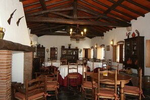 Tägliches inbegriffenes Frühstücksbuffet