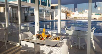 Hotel Boutique Tao Caleta Mar