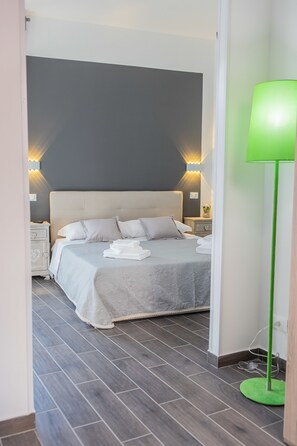 Triple Room, Balcony | In-room safe, desk, laptop workspace, blackout curtains - Le Camere di Teo (La Spezia)