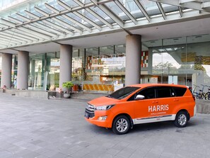 Front of property - HARRIS Hotel & Conventions Solo (Surakarta)
