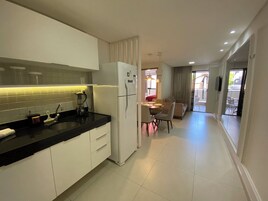 设计公寓 | 私人简易厨房 | 冰箱、微波炉、电热水壶、搅拌机