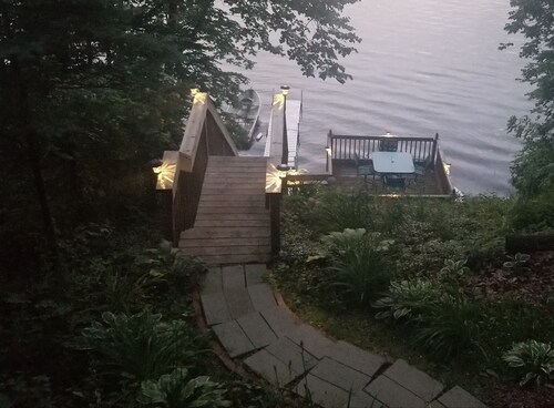 Welcome to The Wren House on Wilkinson lake!