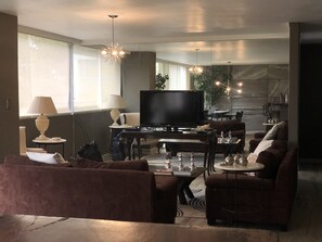 Apartment, 3 Bedrooms | Living area