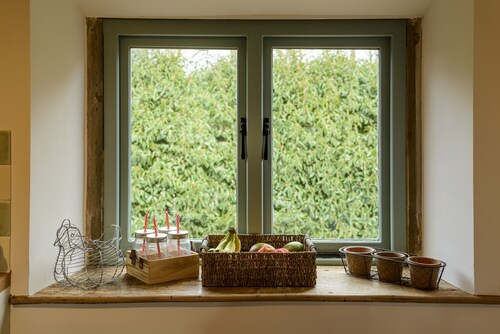 Cotswolds Barn Apartment - luxury self catering near Bath & Bristo