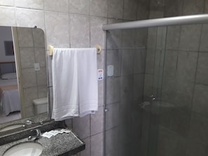 Bathroom - Hotel Sol Nascente (Arapiraca)