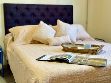 1 habitación y ropa de cama
