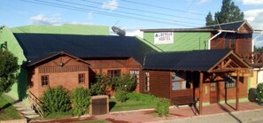 Front of property - Hostel Buenos Aires (El Calafate)