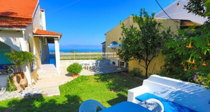 Villa Eftihia: tradicional, deshabilita las puestas de sol adecuadas e increíbles